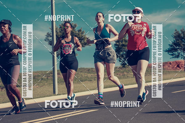 Buy your photos of the eventTreino Lets Run Girls on Fotop