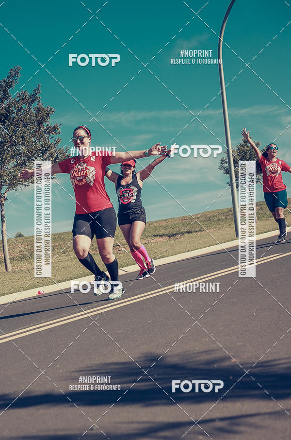 Buy your photos of the eventTreino Lets Run Girls on Fotop