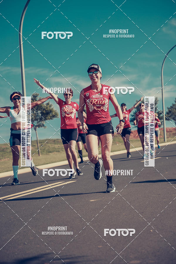 Buy your photos of the eventTreino Lets Run Girls on Fotop