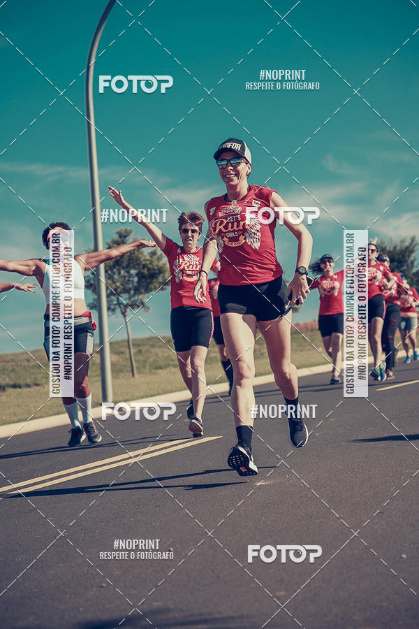 Buy your photos of the eventTreino Lets Run Girls on Fotop