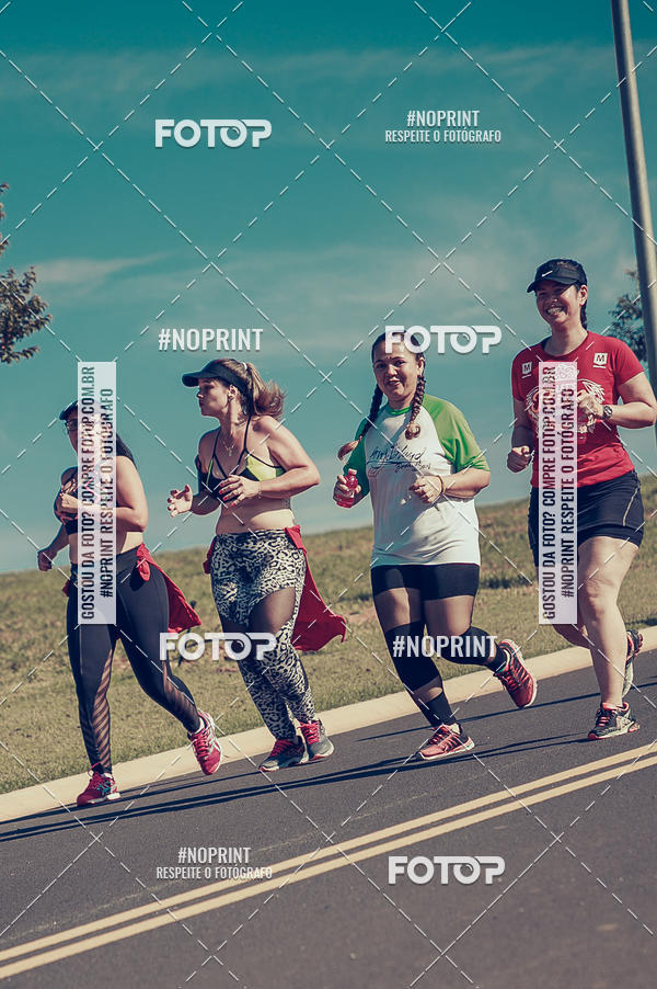 Buy your photos of the eventTreino Lets Run Girls on Fotop