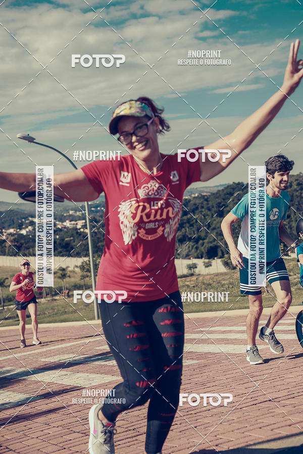 Buy your photos of the eventTreino Lets Run Girls on Fotop