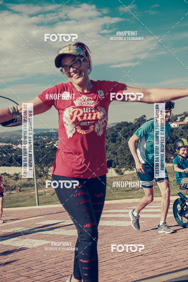 Buy your photos of the eventTreino Lets Run Girls on Fotop