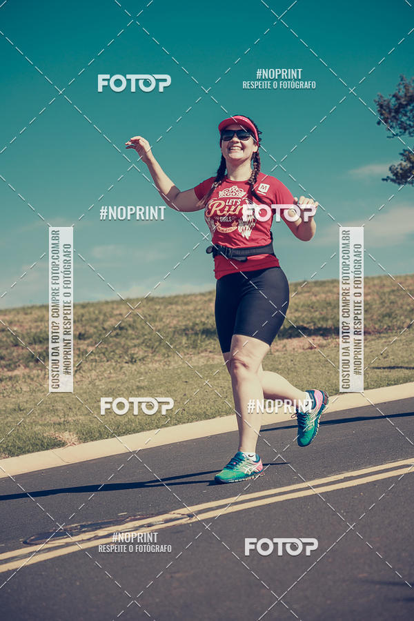 Buy your photos of the eventTreino Lets Run Girls on Fotop