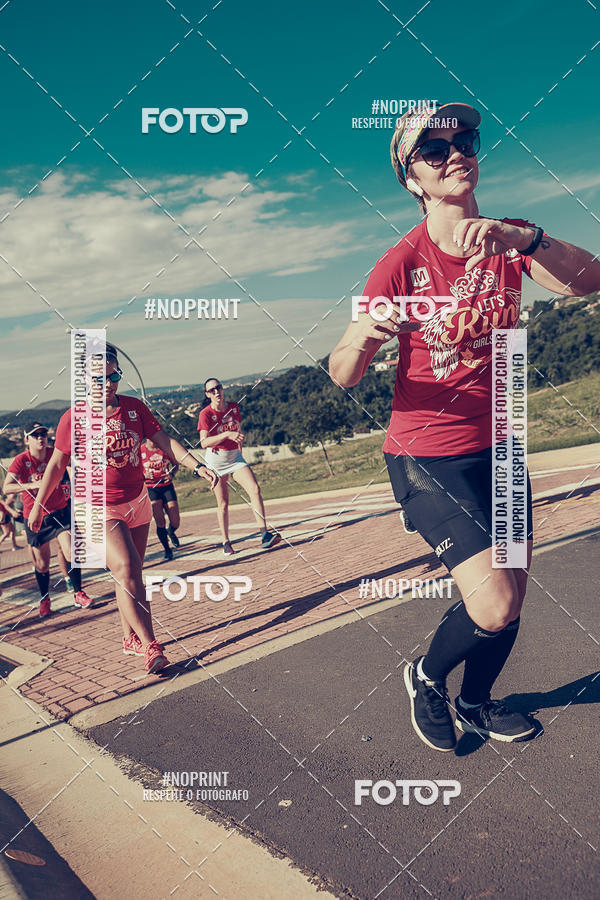 Buy your photos of the eventTreino Lets Run Girls on Fotop