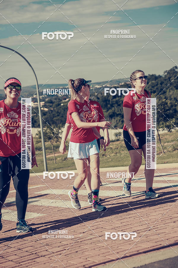 Buy your photos of the eventTreino Lets Run Girls on Fotop