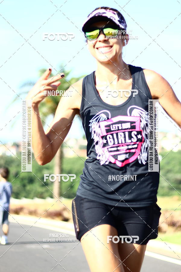 Buy your photos of the eventTreino Lets Run Girls on Fotop