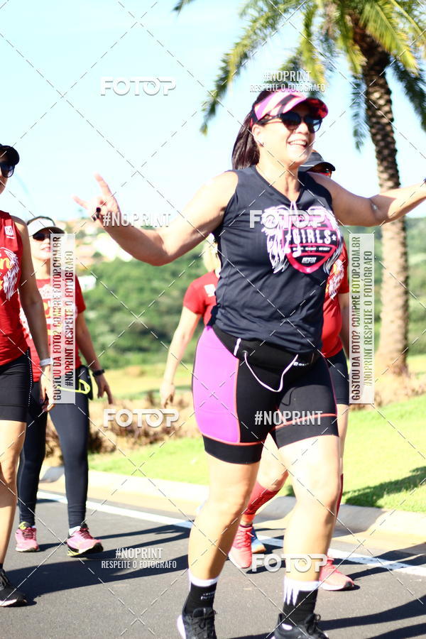 Buy your photos of the eventTreino Lets Run Girls on Fotop