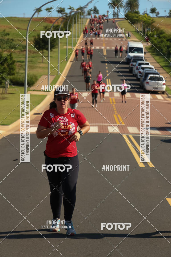 Buy your photos of the eventTreino Lets Run Girls on Fotop