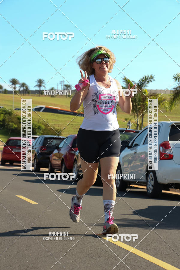 Buy your photos of the eventTreino Lets Run Girls on Fotop