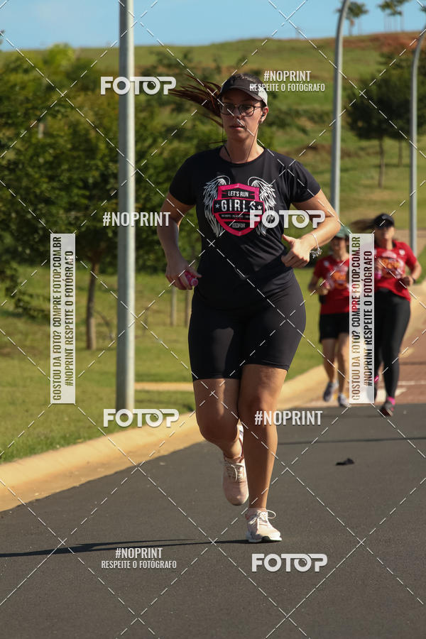 Buy your photos of the eventTreino Lets Run Girls on Fotop