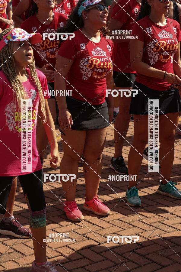 Buy your photos of the eventTreino Lets Run Girls on Fotop