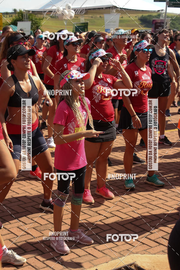 Buy your photos of the eventTreino Lets Run Girls on Fotop