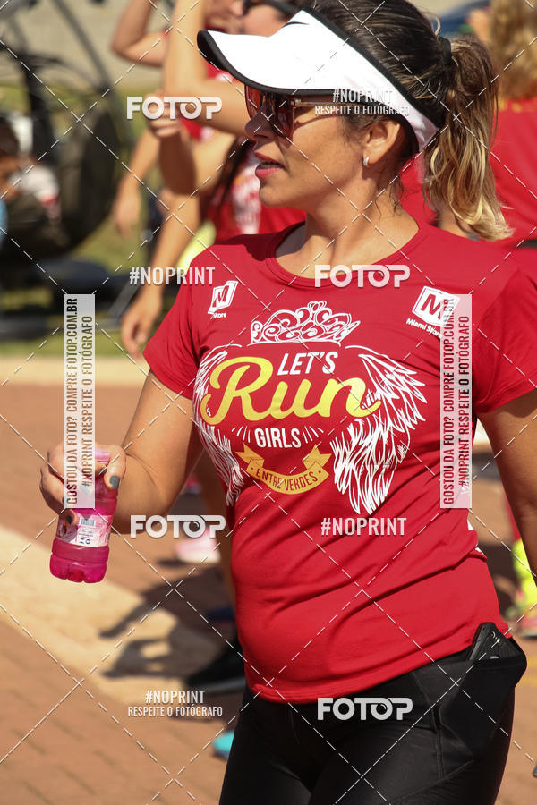 Buy your photos of the eventTreino Lets Run Girls on Fotop