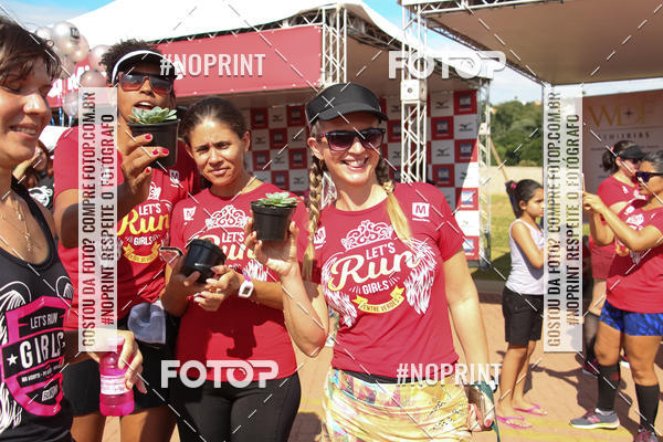 Buy your photos of the eventTreino Lets Run Girls on Fotop
