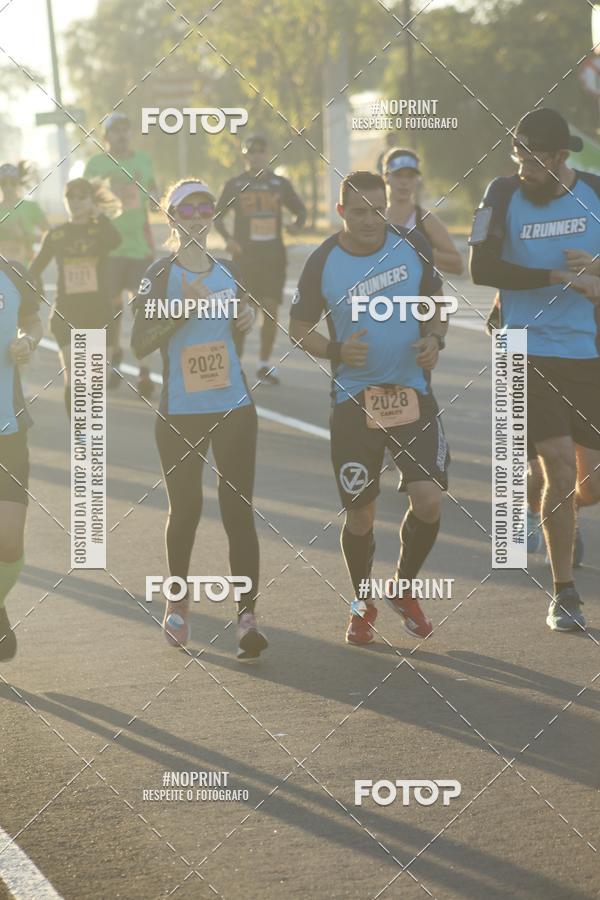 Buy your photos of the eventMeia Maratona Tivoli Shopping on Fotop