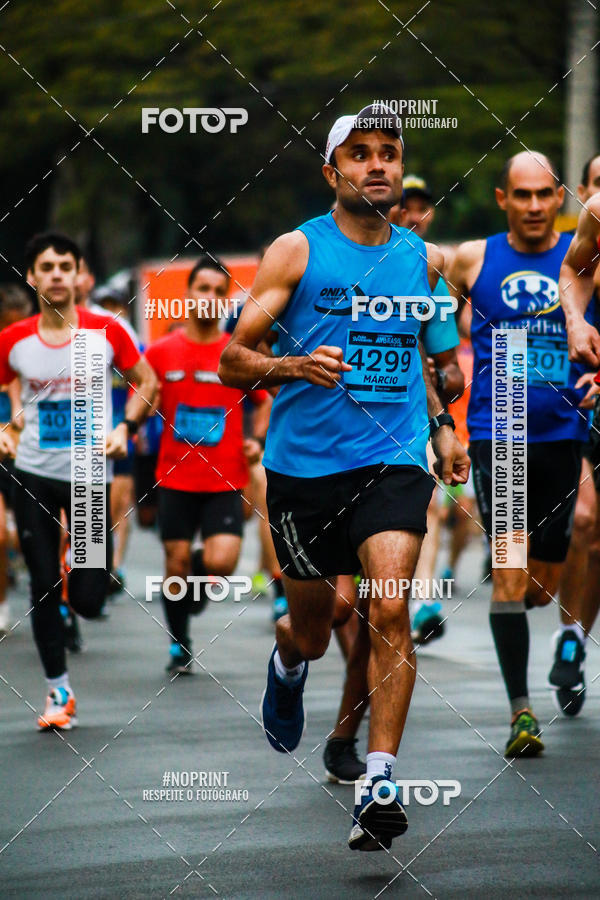 Buy your photos of the event5 Meia Maratona Avenida Brasil on Fotop