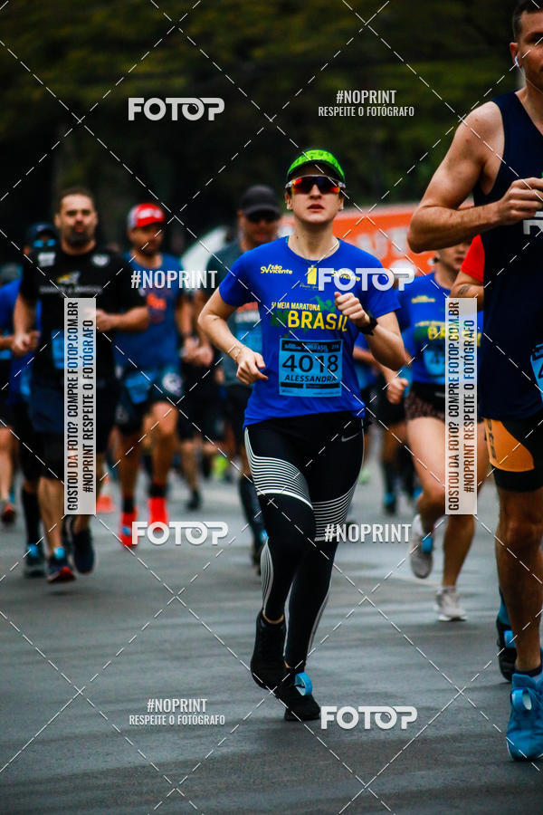 Buy your photos of the event5 Meia Maratona Avenida Brasil on Fotop