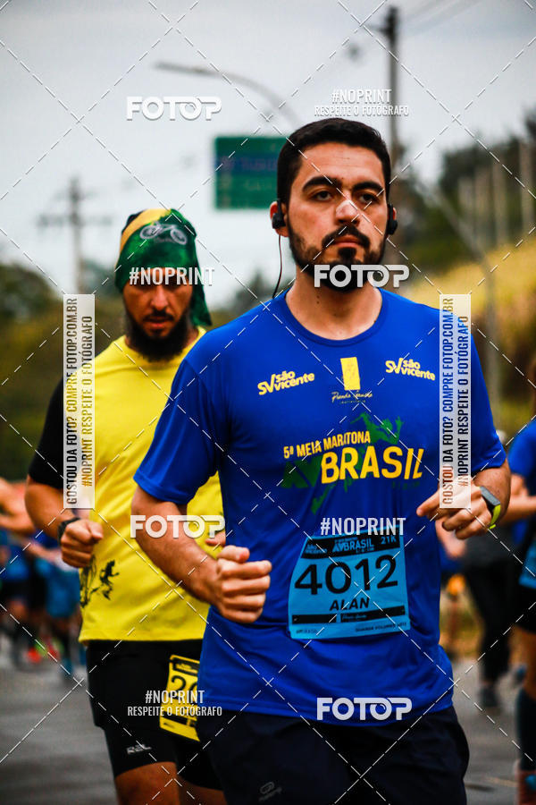 Buy your photos of the event5 Meia Maratona Avenida Brasil on Fotop