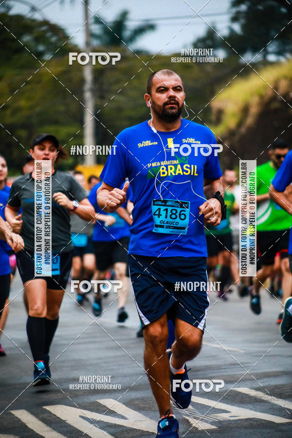 Buy your photos of the event5 Meia Maratona Avenida Brasil on Fotop