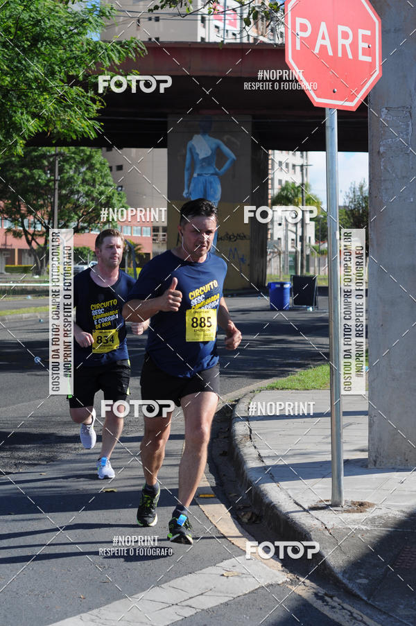 Buy your photos of the event24 etapa do Circuito Sesc Corrida e Caminhada de Rua do Paran (Etapa Curitiba) on Fotop