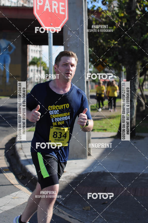 Buy your photos of the event24 etapa do Circuito Sesc Corrida e Caminhada de Rua do Paran (Etapa Curitiba) on Fotop