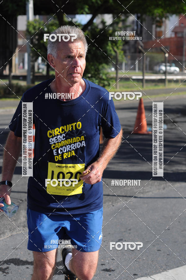 Buy your photos of the event24 etapa do Circuito Sesc Corrida e Caminhada de Rua do Paran (Etapa Curitiba) on Fotop