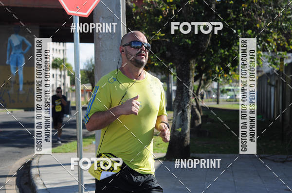 Buy your photos of the event24 etapa do Circuito Sesc Corrida e Caminhada de Rua do Paran (Etapa Curitiba) on Fotop