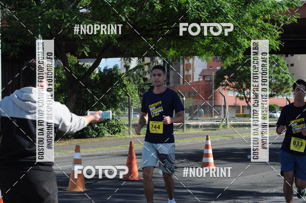 Buy your photos of the event24 etapa do Circuito Sesc Corrida e Caminhada de Rua do Paran (Etapa Curitiba) on Fotop