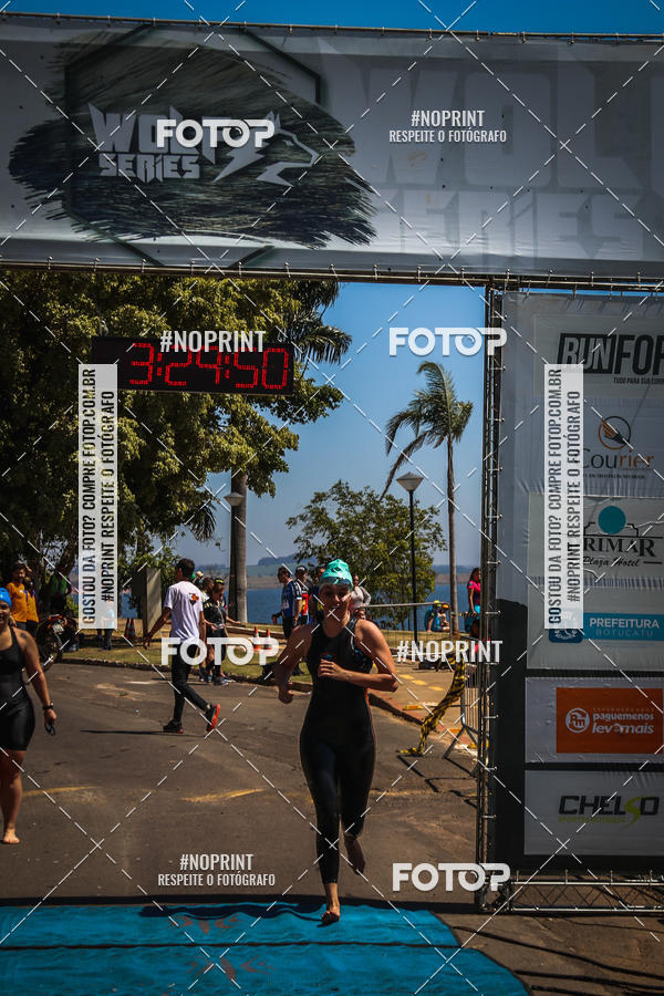 Buy your photos of the eventWolf Series - Botucatu on Fotop