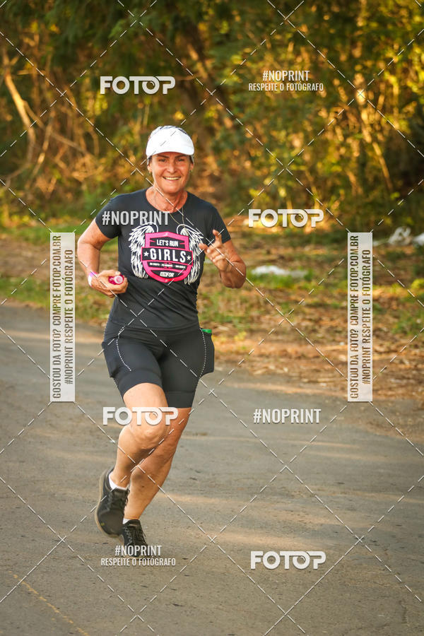 Buy your photos of the eventTreino Lets Run Girls on Fotop