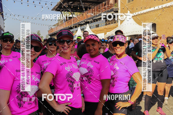 Buy your photos of the eventTreino Lets Run Girls on Fotop