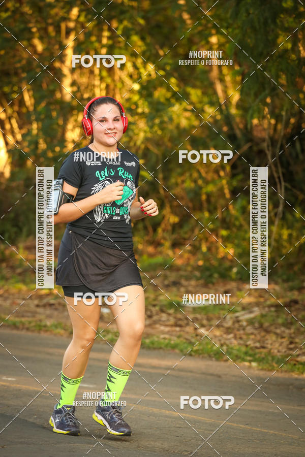 Buy your photos of the eventTreino Lets Run Girls on Fotop