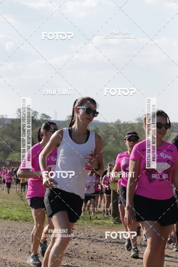 Buy your photos of the eventTreino Lets Run Girls on Fotop