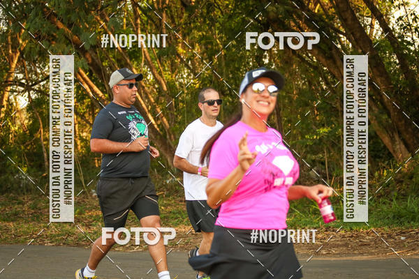 Compre suas fotos do eventoTreino Lets Run Girls no Fotop