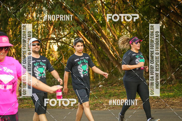 Compre as suas fotos do eventoTreino Lets Run Girls no Fotop