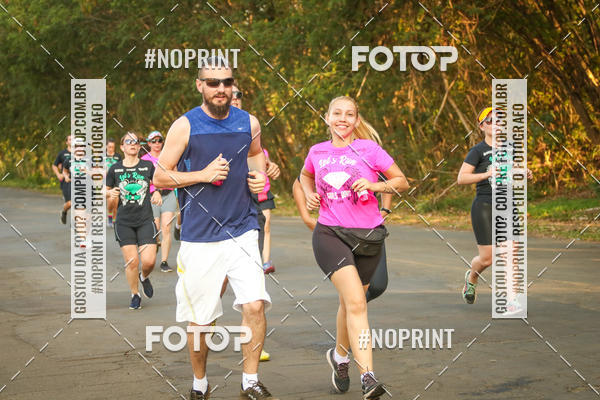Achetez vos photos de l'vnementTreino Lets Run Girls sur Fotop