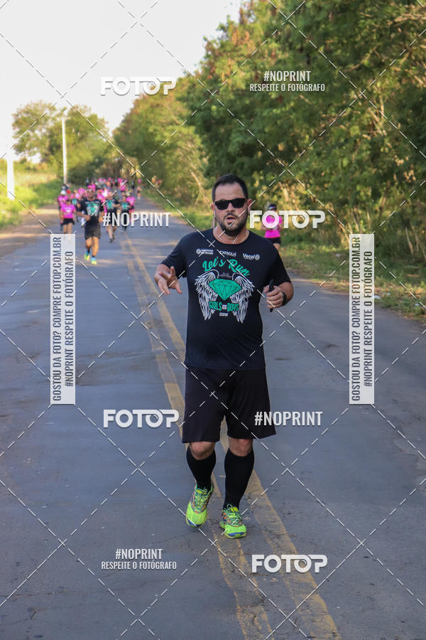 Buy your photos of the eventTreino Lets Run Girls on Fotop
