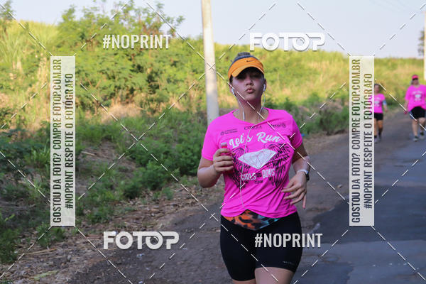 Buy your photos of the eventTreino Lets Run Girls on Fotop