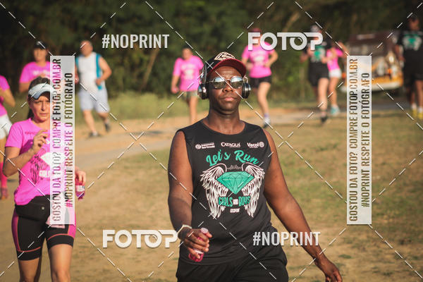 Buy your photos of the eventTreino Lets Run Girls on Fotop