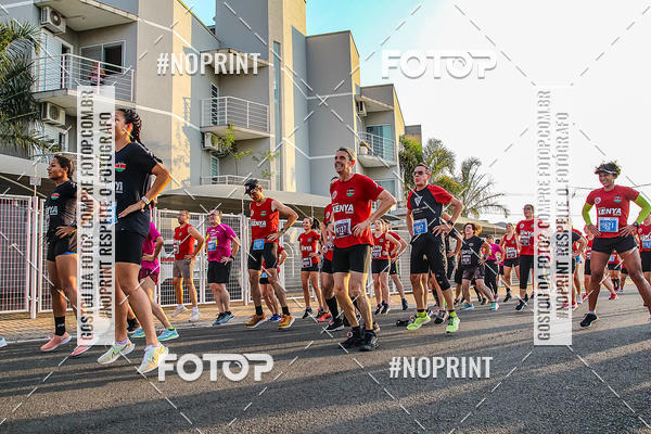 Compre suas fotos do evento4 Uaa Night Run no Fotop
