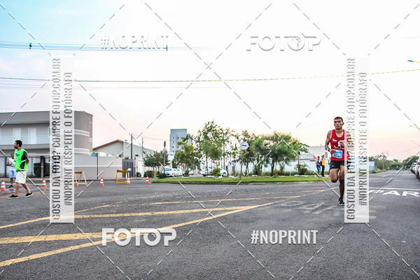 Compre suas fotos do evento4 Uaa Night Run no Fotop