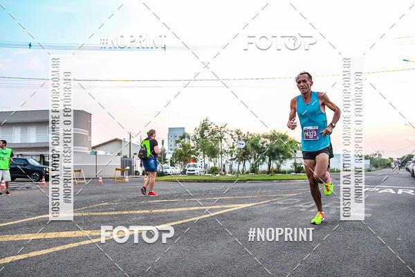 Compre suas fotos do evento4 Uaa Night Run no Fotop
