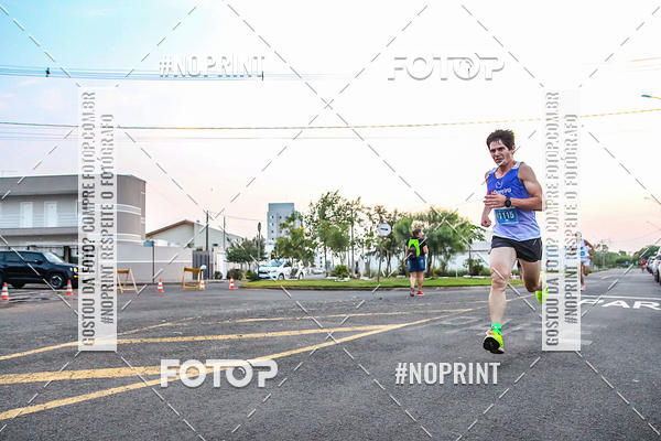 Compre suas fotos do evento4 Uaa Night Run no Fotop