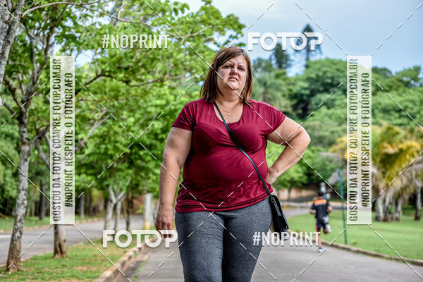 Buy your photos of the eventUa�ai Night Run Campinas on Fotop