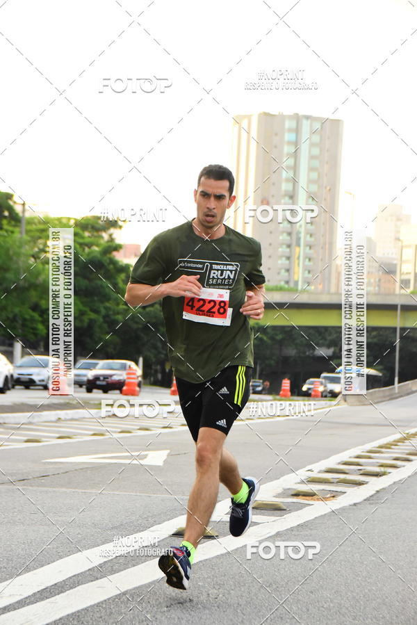 Buy your photos of the eventSANTANDER TRACK&FIELD RUN SERIES Vila Nova Conceio - Obelisco on Fotop