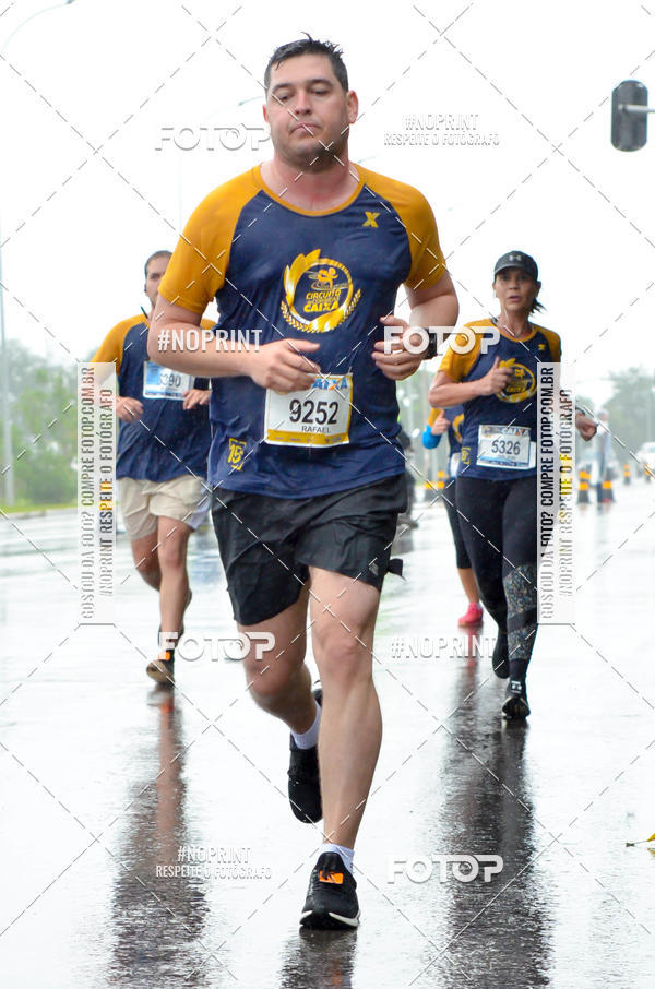 Buy your photos of the eventCircuito de Corridas Caixa - Braslia, DF on Fotop
