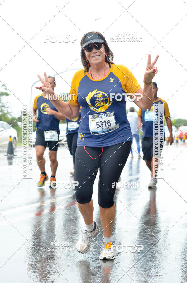Buy your photos of the eventCircuito de Corridas Caixa - Braslia, DF on Fotop