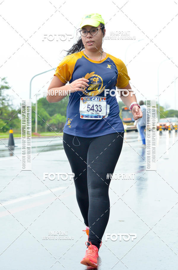 Buy your photos of the eventCircuito de Corridas Caixa - Braslia, DF on Fotop