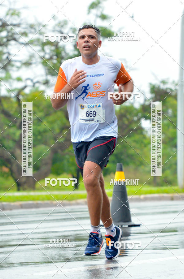 Buy your photos of the eventCircuito de Corridas Caixa - Braslia, DF on Fotop